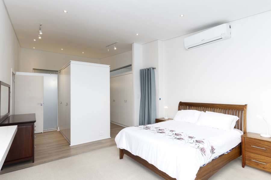 4 Bedroom Property for Sale in Dennegeur Western Cape